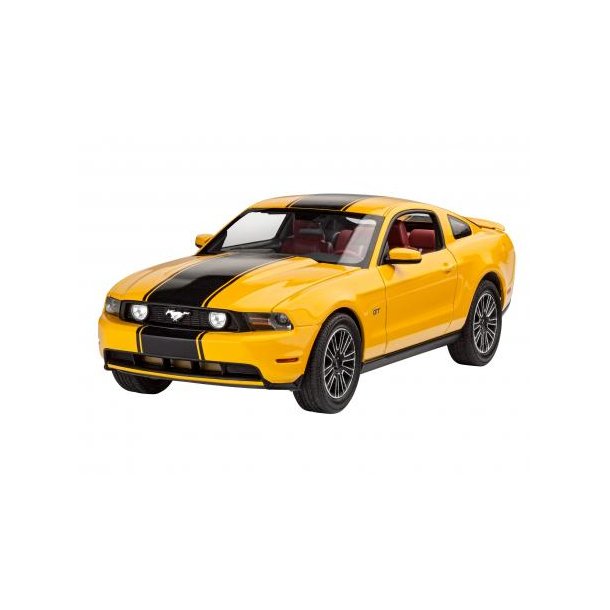 07046 Revell 2010 Ford Mustang GT 1/25