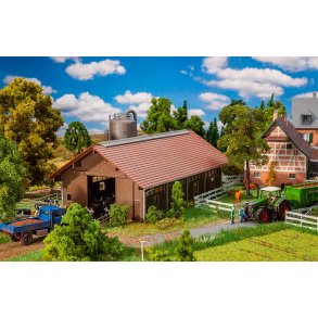 130546 FALLER. 1 stk stald af nyere dato. H0.