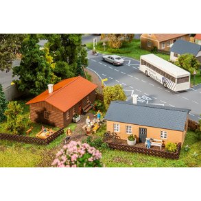 130608 FALLER.  2 x Sommerhuse. H0. 
