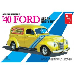 AMT769/12 AMT Gene Winfield 1940 Ford Sedan. 1:25