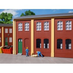 80506 AUHAGEN Vgge med vindues huller. H0.