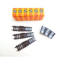 Cl 901 ARNOLD. Skinnelot Anslet nypris 3200 kr. N. Nyt i ske.