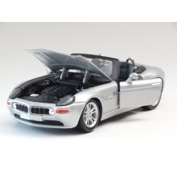 CL BMW Z8 MAISTO. BMW strelses forhold 1:18