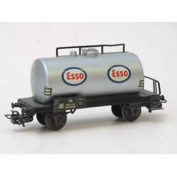 AH 4501 MRKLIN. Esso Tankvogn i flot stand. H0. Brugt