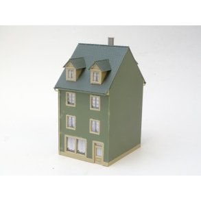 NI 1014 Ukendt. Byhus. Mler ca. 8 cm x 9 cm. H 14,5 cm. H0. Brugt