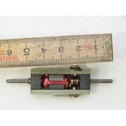 CL B 052 Ukendt. Motor 9000 omdr. 12 volt 5 polet. Brugt