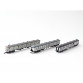 F1 2098 FLEISCHMANN & RWA. Nrtrafikvogne med styrevogn ST. N. Brugt