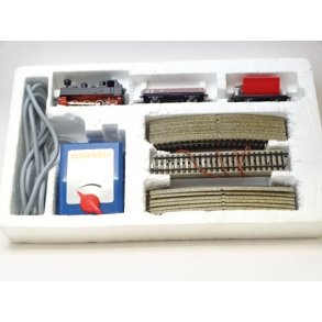 FV 0981 MRKLIN. St med lokomotiv og 2 vogne samt skinner. H0. Analog. Brugt