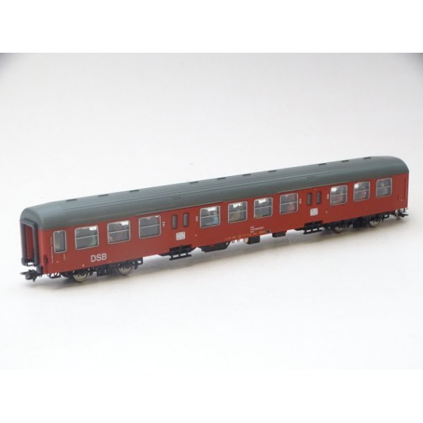 JBL 5089 HELJAN. DSB Bn 830-3.H0. Brugt.