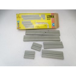 JBL Faller racer bane. Ret stor bane med mange sjove skinner.