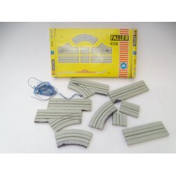 JBL Faller racer bane. Ret stor bane med mange sjove skinner.