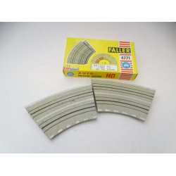 JBL Faller racer bane. Ret stor bane med mange sjove skinner.