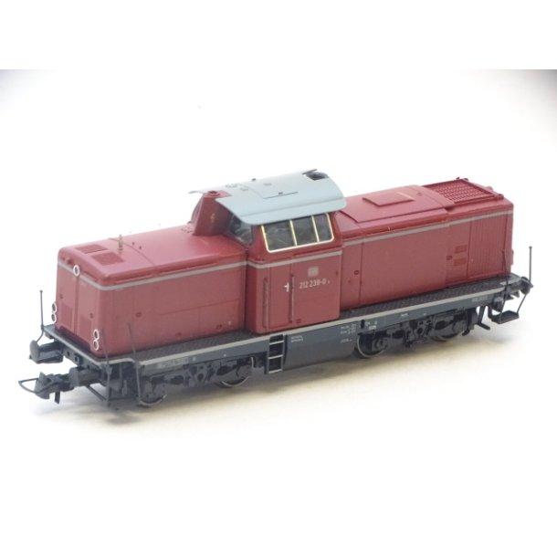 CB DB 212 ROCO. Diesellokomotiv 212 238-0. 2 leder. H0. Brugt
