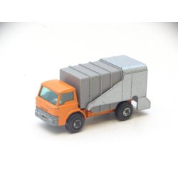 IHD 4 lastbiler. (HERPA ?). H0. Brugt.