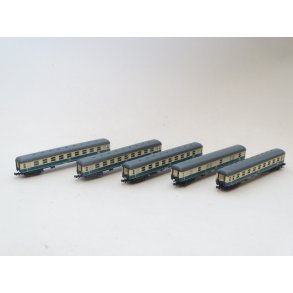 IHD DB Intercity. TRIX.  5 vogne. N. Brugt.