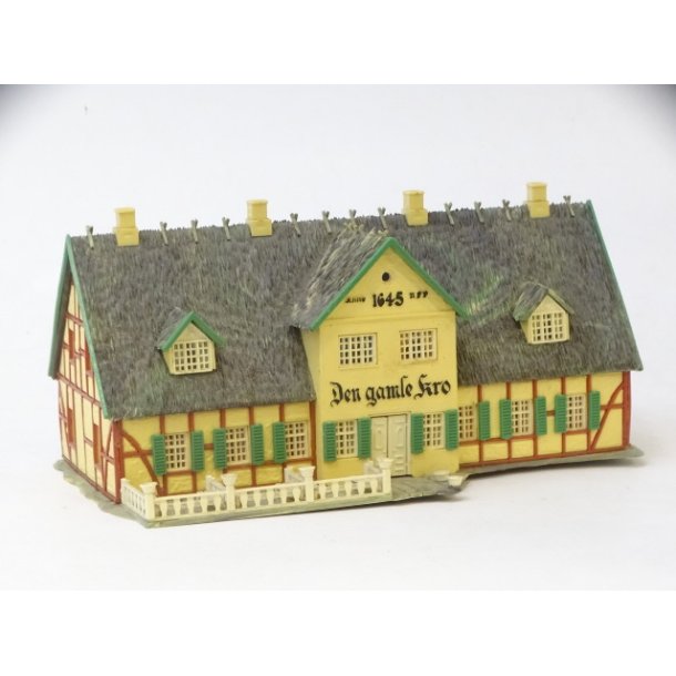 PK 6029. HELJAN. Den Gamle Kro. H0. Brugt.