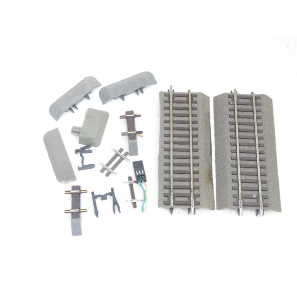 FV Lige skinne ROCO. 11,5 mm lige skinne , Tilslutning. H0. Brugt.