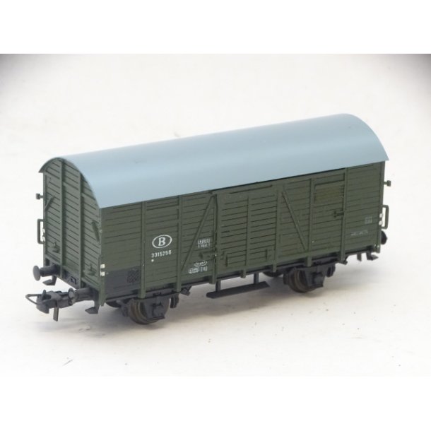 PK PIKO B. Lukket godsvogn fra Belgiske jernbaner.. Flot. H0. Brugt.