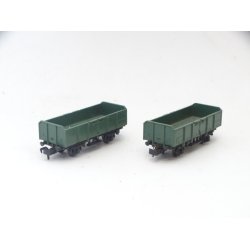 PK. 2 stk bne godsvogne. LIMA. De har Fleischmann koblinger men kan skiftes. H0. Brugt