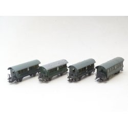 PK LOT 2 MRKLIN. 4 vogne i mindre pn stand. H0. Brugt