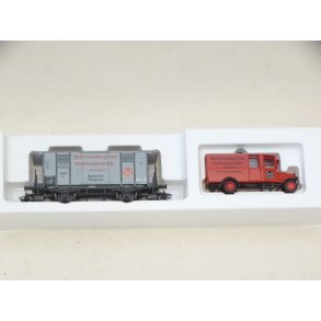  FV Museumsvogn 1999. MRKLIN. DR med reklame for WTTENBERSKE Kaffe samt lastvogn. H0. Brugt.