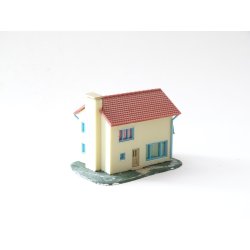 CL 5076 UKENDT. To etagers hus. N. Brugt