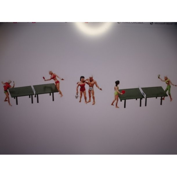 155325 FALLER bordtennis spillere. N