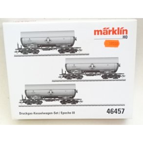BRUGT OP 46457 M�RKLIN. DSB Kosangas s�t m. 3 vogne. H0. Brugt.