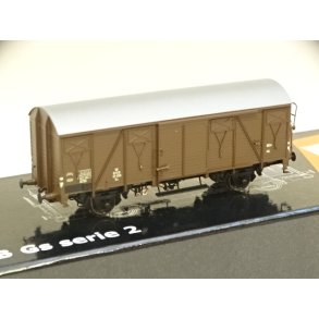 OP 0405. MCK. DSB Gs 42638. Lukket godsvogn med s�lvtag. H0. Brugt