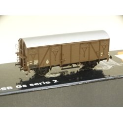 OP 0401. MCK. DSB Gs 41985. Lukket godsvogn med s�lvtag. H0. Brugt