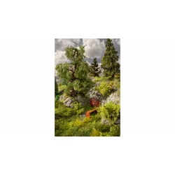 60762 NOCH. Forladt grotte med hndmalet tipvogn og lge samt Egetr. H0