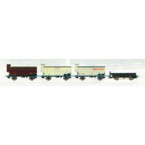 39003 Hobby Trade St med 4 forskellige DSB vogne - H0 -